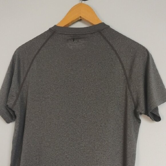 Under Armour Heather Gray Activewear Top Short Sleeve Tee Men's Size SM/P - Picture 6 of 6